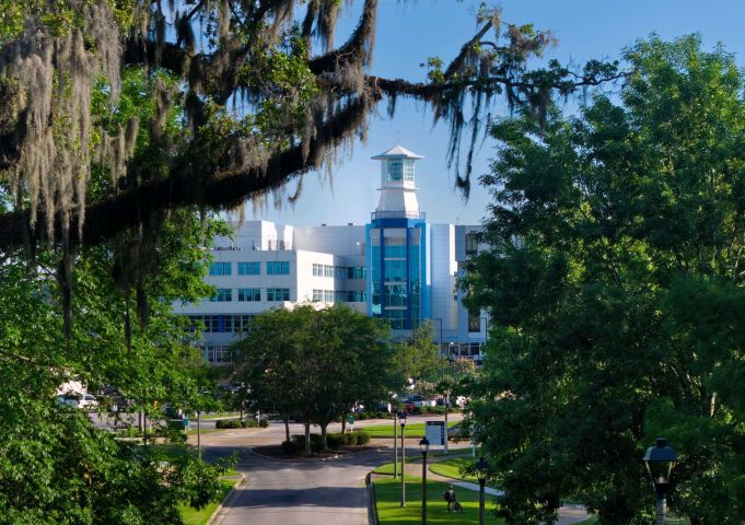 Children’s & Women’s Hospital exterior